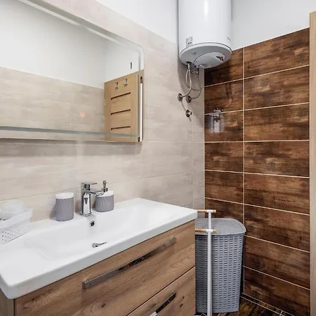 Pet Friendly Home In Vrsi