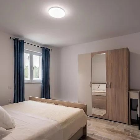Hébergement de vacances Pet Friendly Home In Vrsi