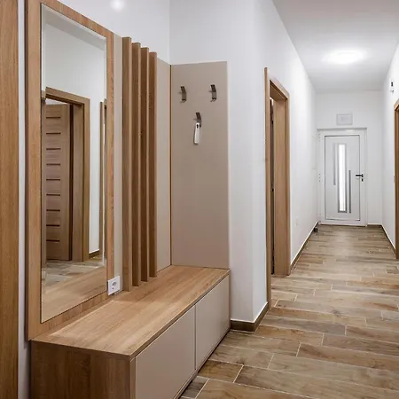 Pet Friendly Home In Vrsi Vrsi