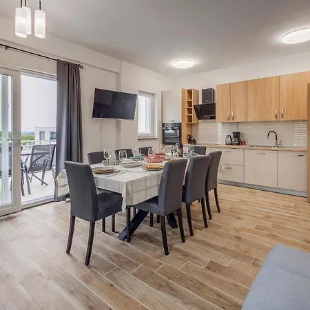 Pet Friendly Home In Vrsi Hébergement de vacances Vrsi