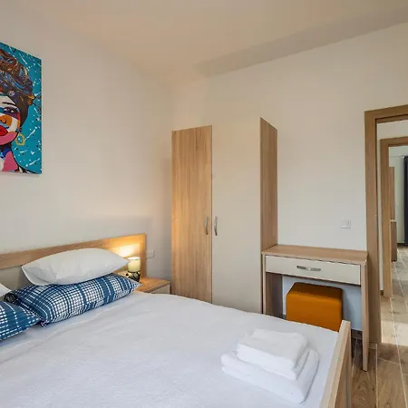 Pet Friendly Home In Vrsi *