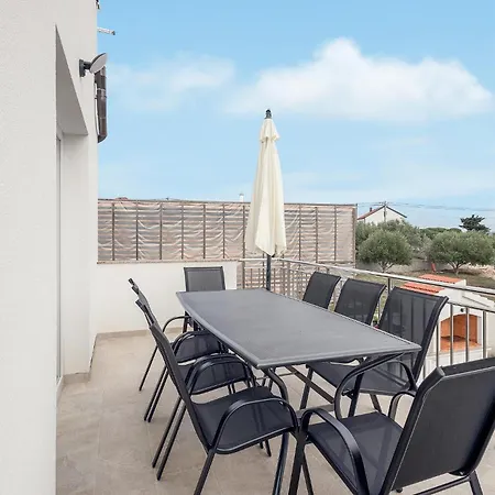 Hébergement de vacances Pet Friendly Home In Vrsi *